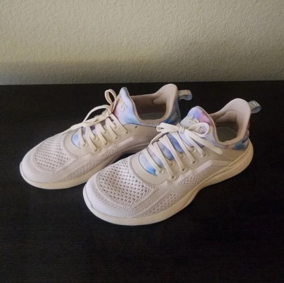 APL Techloom Tracer Sneakers Womens 6.5 - Picture 2 of 5